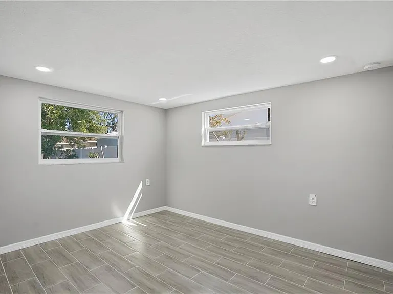 5543 Quist Dr — Photo 11
