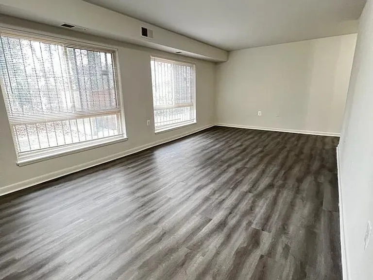 5301 Quincy St — Photo 25