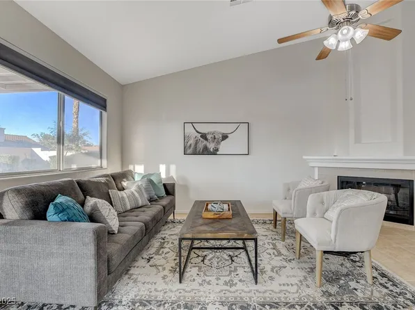 832 Seco Verde Ave, Henderson, NV 89015