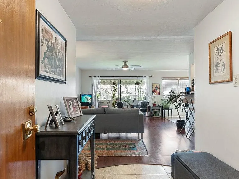 385 S Oakland Ave #303 — Photo 1