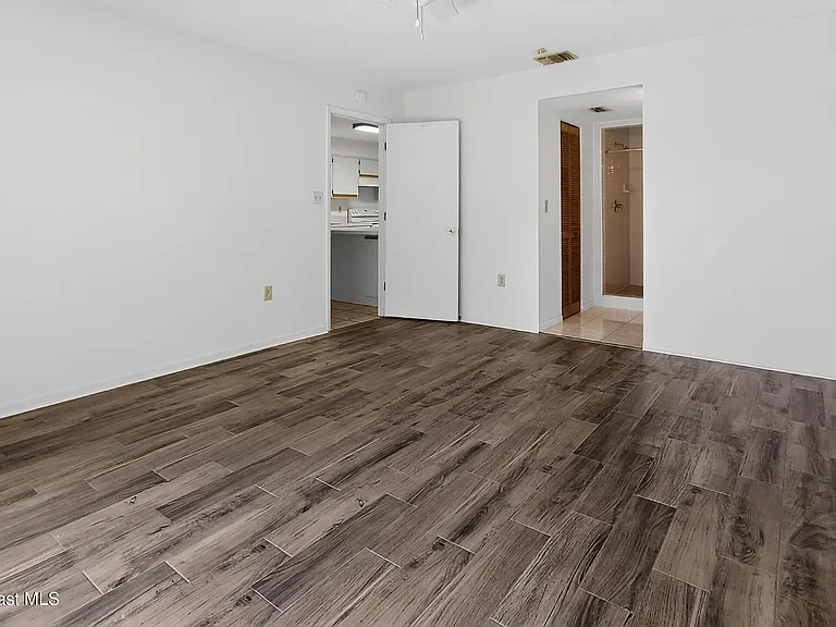 1141 Mast Ct SE — Photo 13