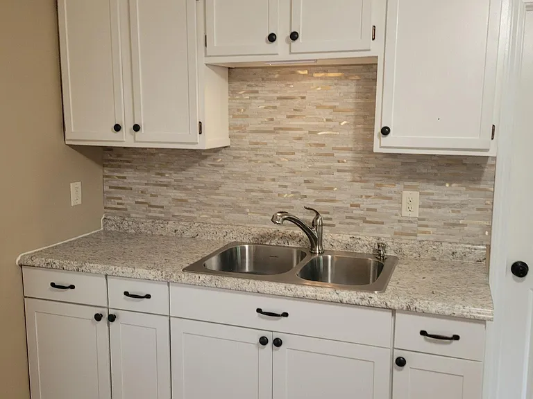 391 Putnam Pike #C — Photo 2