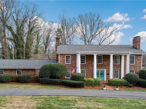 707 Parkway Blvd, Reidsville, NC 27320