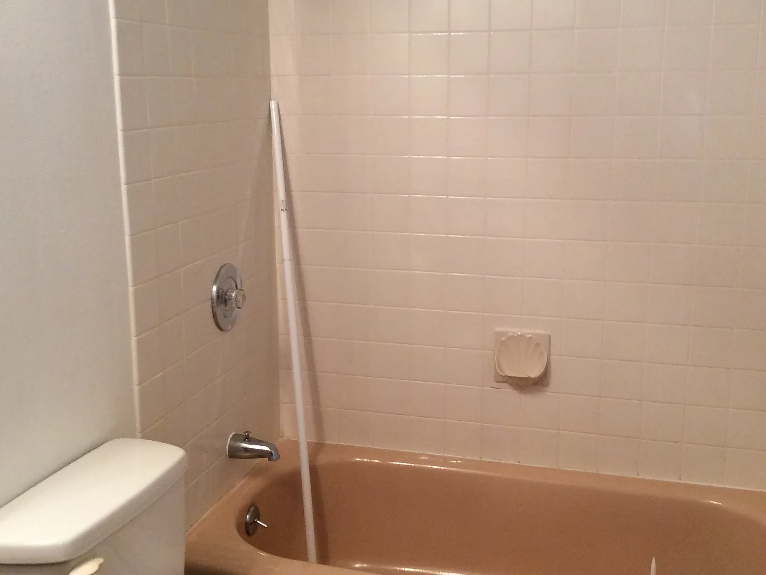 2 bed, 850 sqft, $1,650 — Photo 2