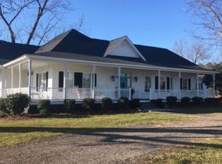 822 Pickett Level Rd, Elloree, SC 29047