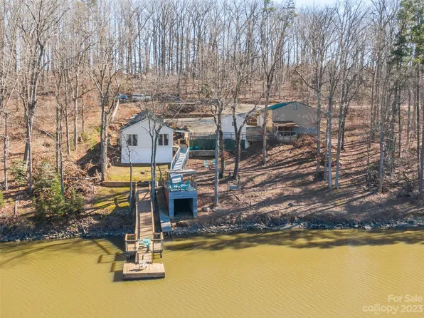 507 Dockside Ter, Denton, NC 27239