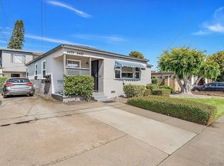 4475 Bond St, San Diego, CA 92109