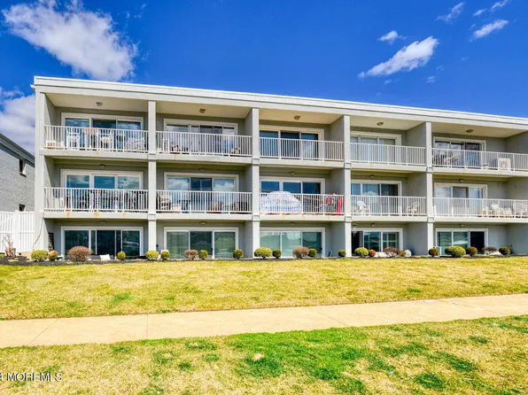 96 5th Ave APT 4, Belmar, NJ 07719