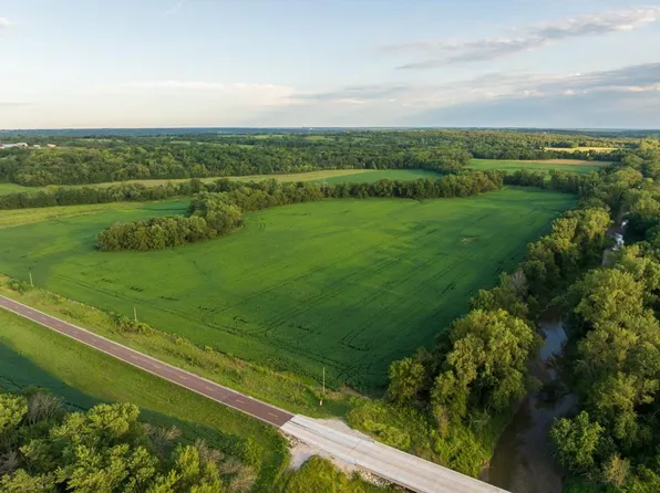 State Rte E, Harris, MO 64645