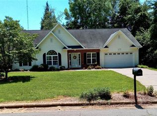 4230 Barjean Ln, Winston Salem, NC 27106