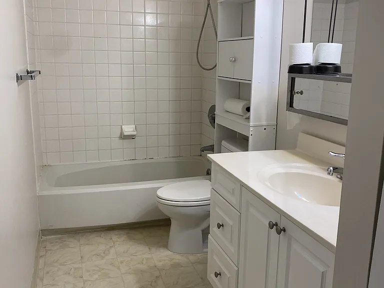19 Village Rock Ln #8 — Photo 7