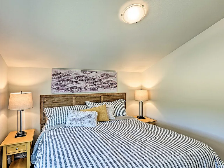 22 Kent Ln — Photo 19
