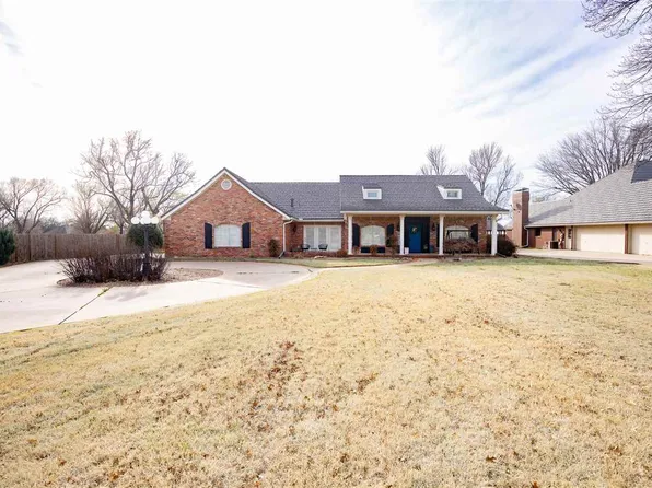 2804 N Pecan Rd, Ponca City, OK 74604