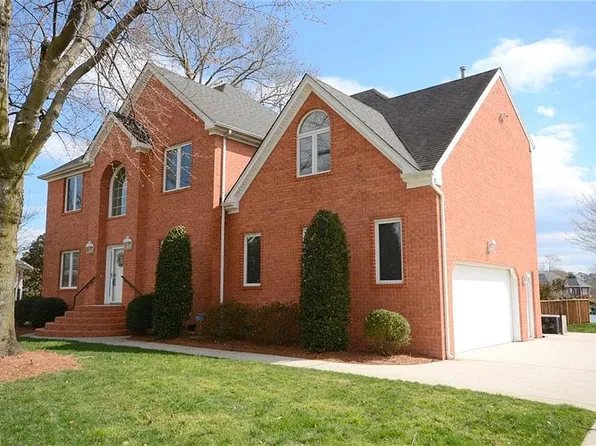 1017 Hillston Arch, Chesapeake, VA 23322