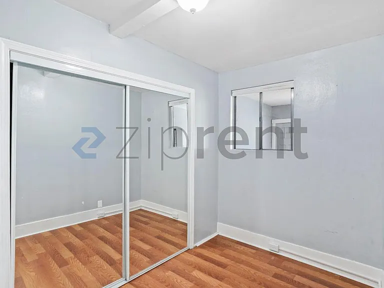 5917 Avenal Ave — Photo 15