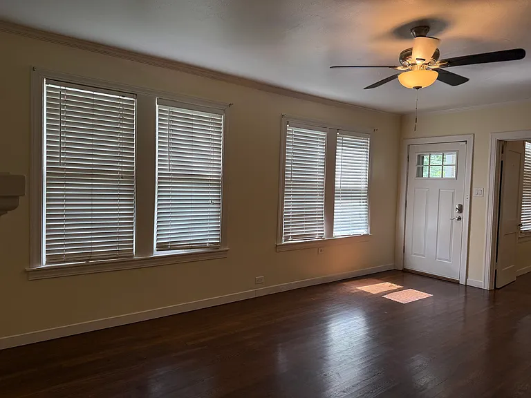 6711 Broadway St #6711 — Photo 7