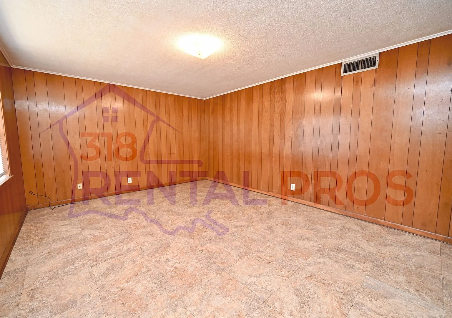 314 W College Ave — Photo 3