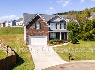 2827 Red Ellis Ln, Knoxville, TN 37924