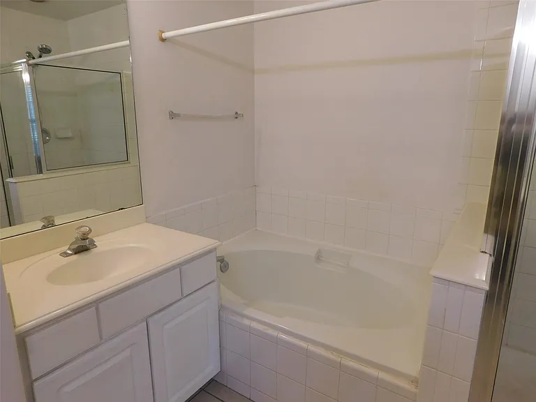 2710 Grants Lake Blvd #J2 — Photo 34