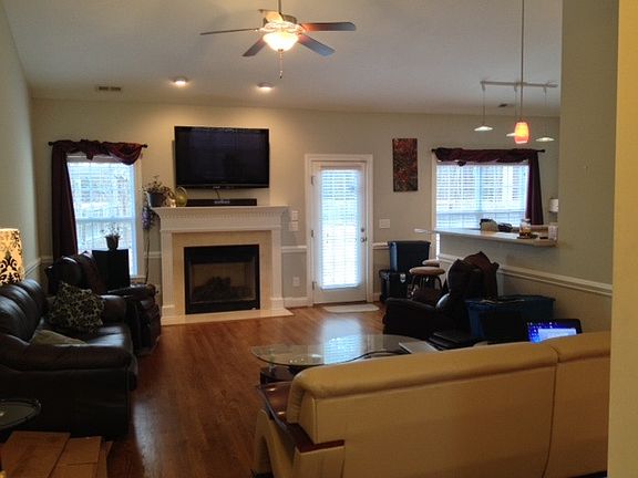 3rd image of 3504 Lena Ln