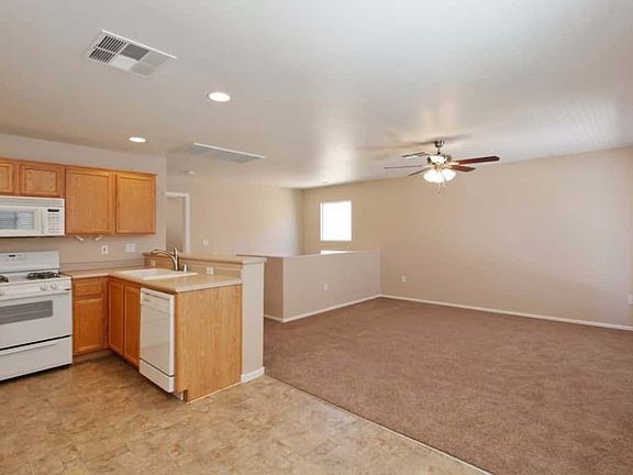 4th image of 3675 McMurty Ct