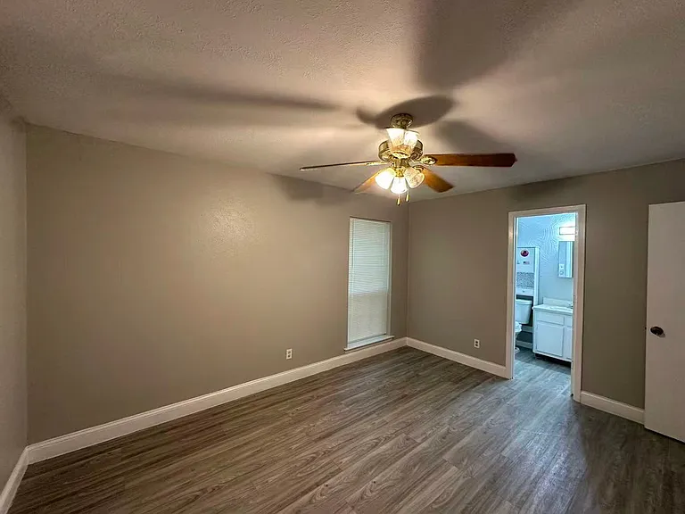 901 Wandering Way Dr — Photo 20