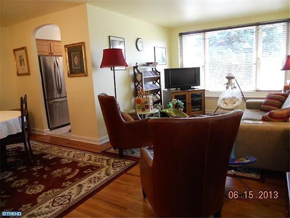5th image of 8818 Bradford St