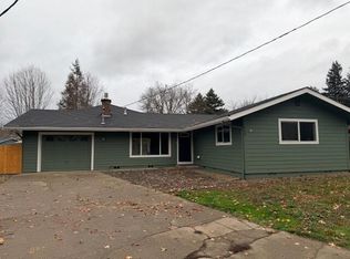 112 Diane Dr, Grants Pass, OR 97526