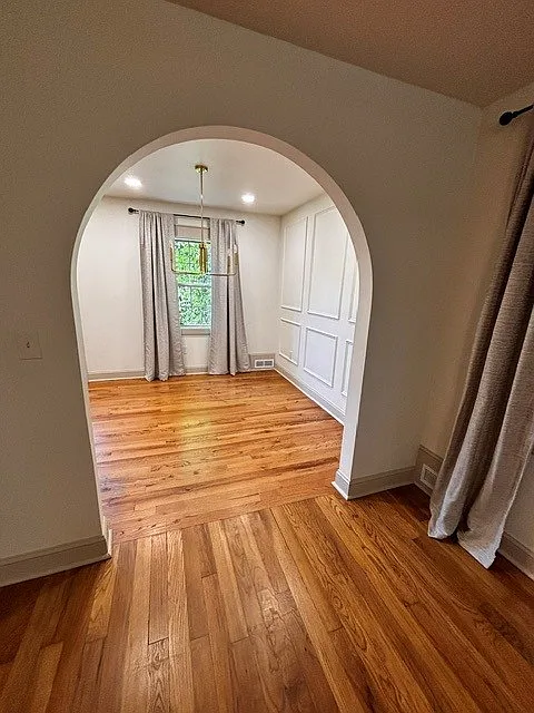 2 bed, 1044 sqft, $1,995 — Photo 4