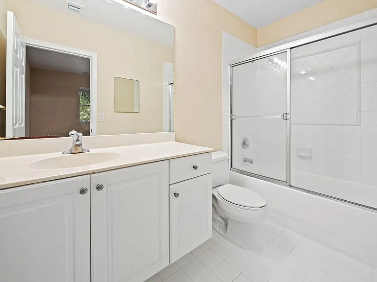8299 SW 27th St #101 — Photo 15
