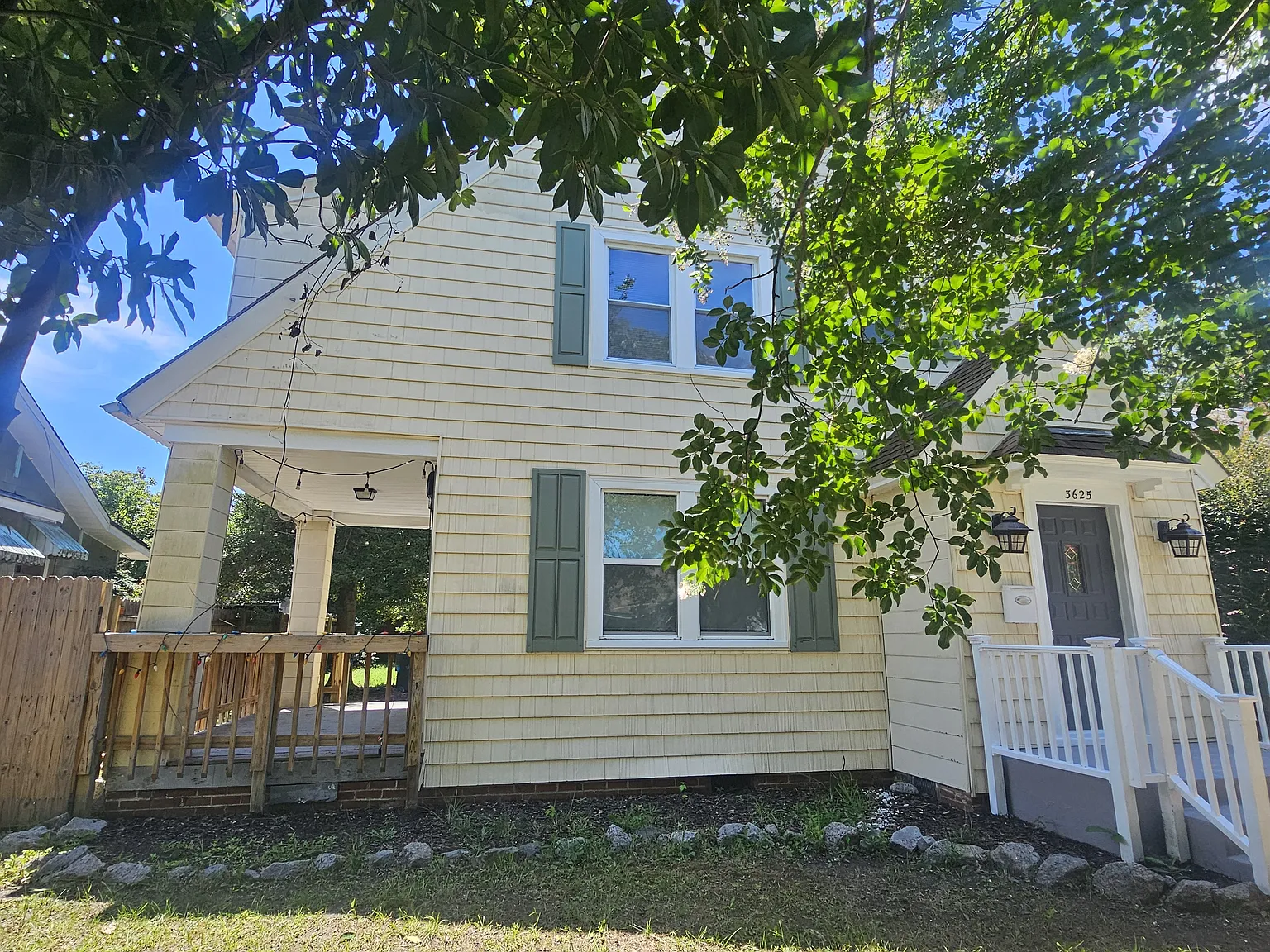 4 bed, 1789 sqft, $2,700 — Photo 2