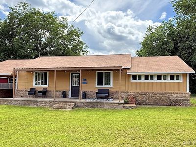 102 N Ash Ave, Tahlequah, OK, 74464