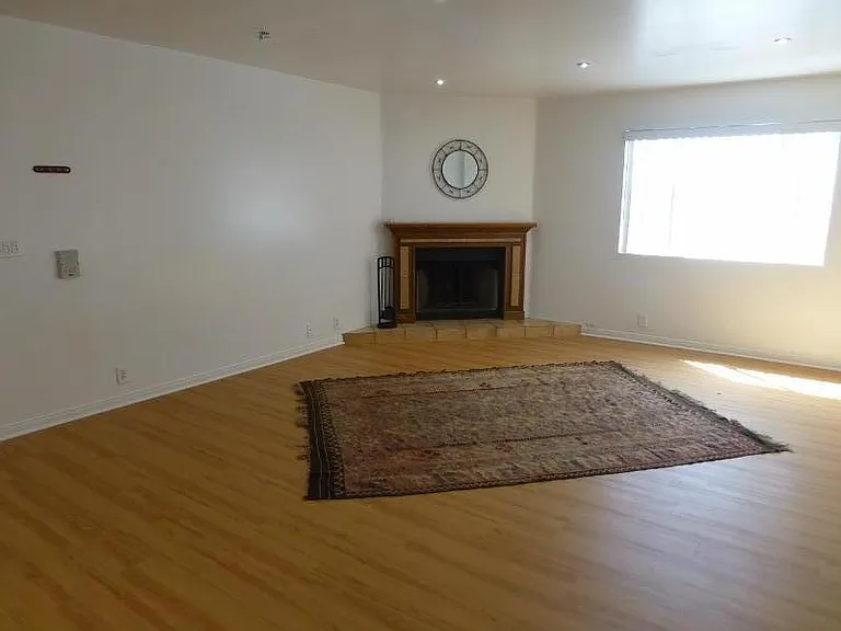 2206 Brenta Pl #5 — Photo 2