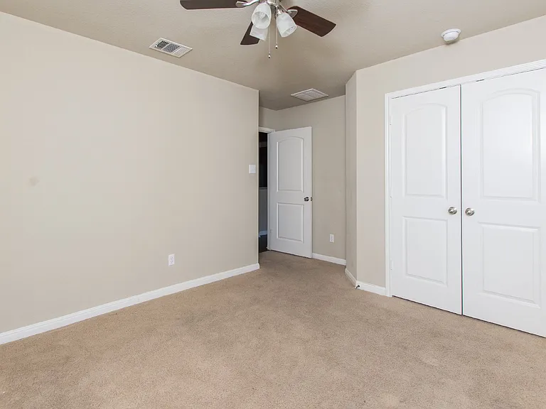 3505 Castleton Dr — Photo 21
