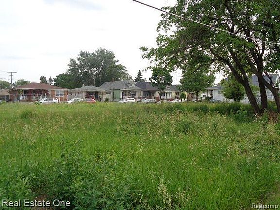 5th image of 5201 Casmere St