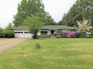 3132 Rosebay Blvd, Barberton, OH 44203