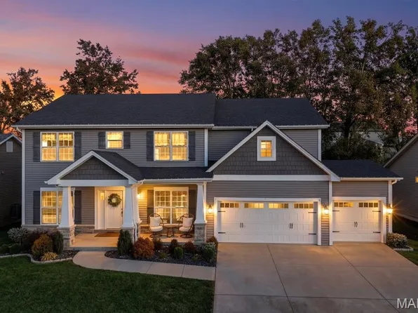 415 Filipp Ln, Lake Saint Louis, MO 63367