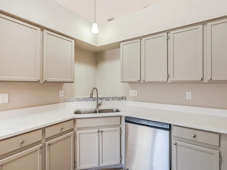 2999 W Sky Ranch Trl — Photo 9