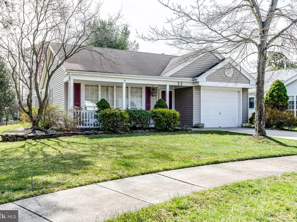 22 Turnbridge Ct, Southampton, NJ 08088