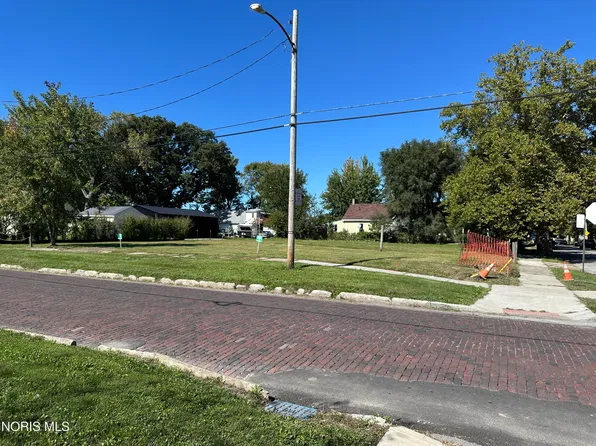 758 Yondota St, Toledo, OH 43605