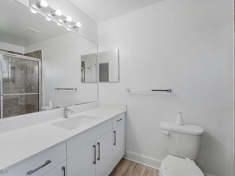 234 Pullman St — Photo 36