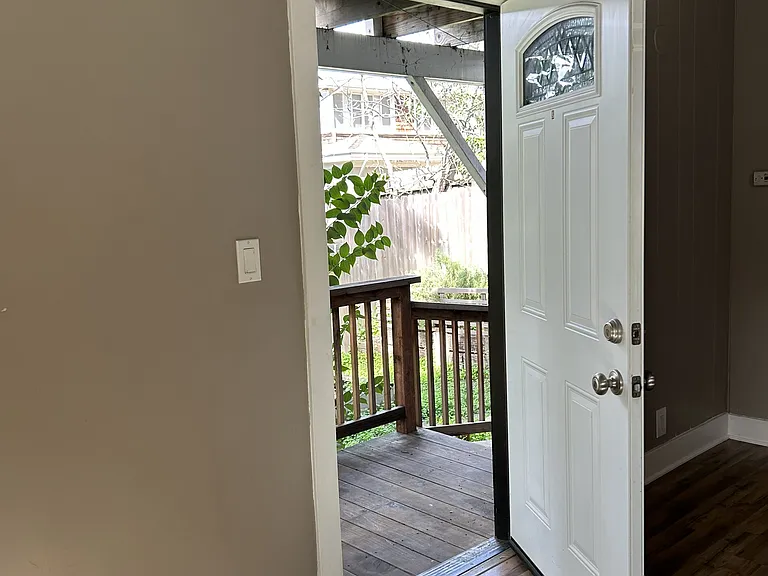 700 Huntington Ct #A — Photo 3
