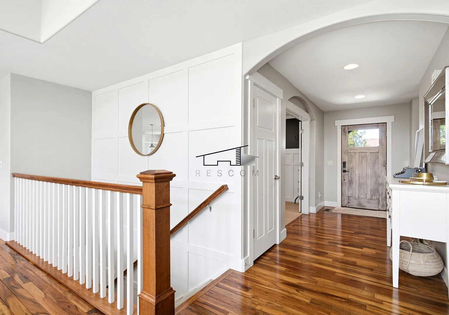 Executive 6-Bedroom Home for Lease in Plain City! — Photo 2