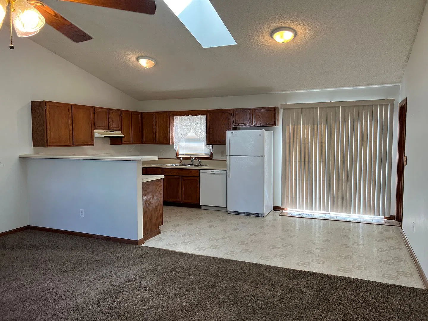 120 North Banks Drive — Photo 3