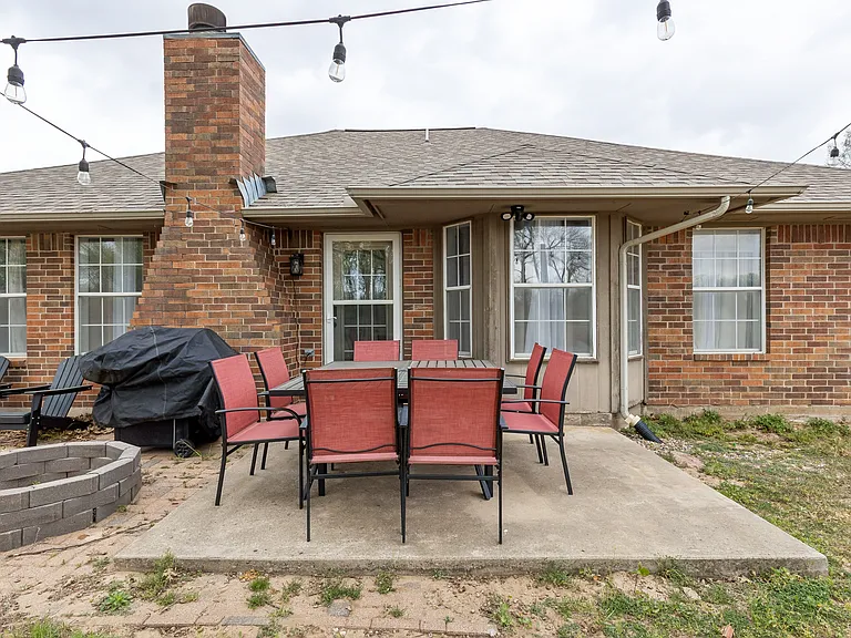 3616 Maggie Cir — Photo 36