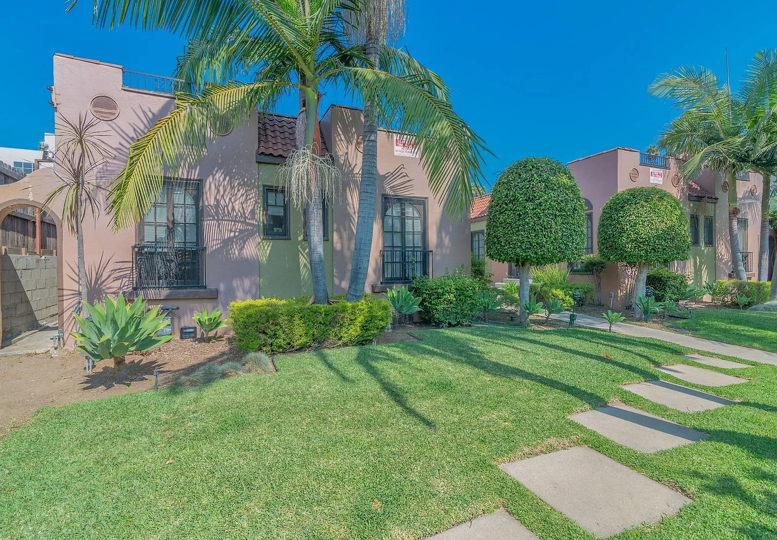 1 bed, 1.0 bath, 700 sqft, $2,850 — Photo 1