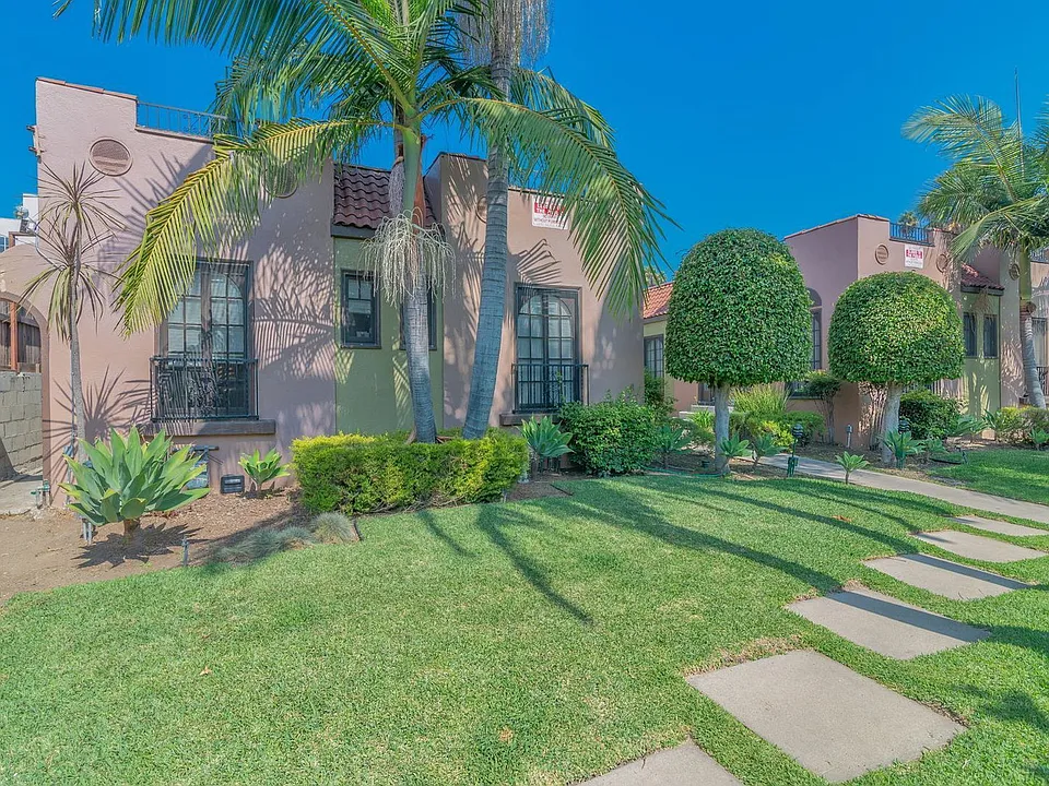 5323 Loma Linda Ave #3/4A
