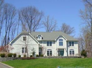 7 Hayes Ct, Stony Pt, NY 10980