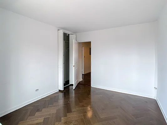 Rented by Halstead Real Estate | media 39