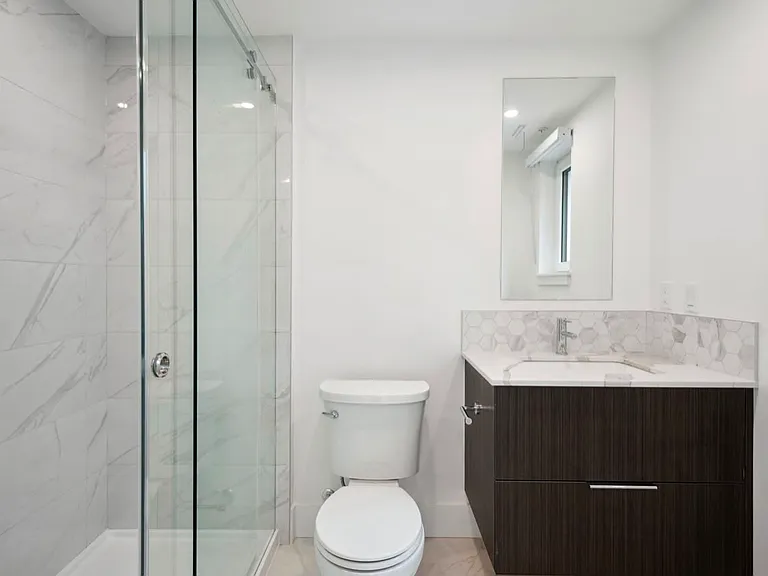 2085 E 1st Ave #1 — Photo 6
